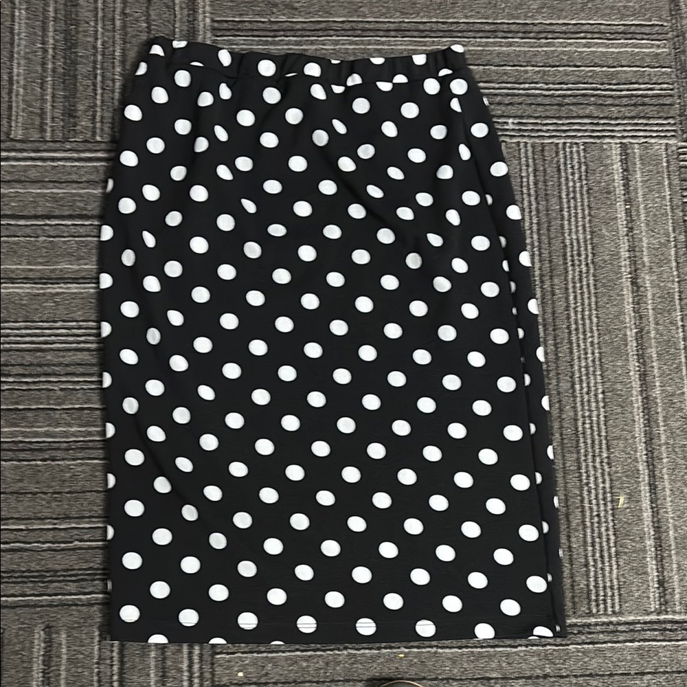 Black and White Polka Dot Skirt